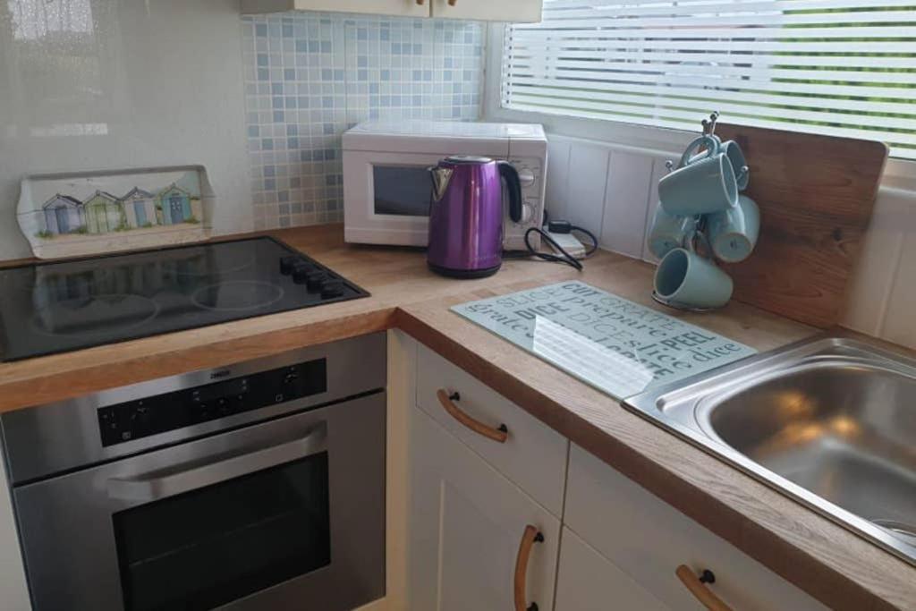 Bridlington'S Bolt Hole Chalet Bagian luar foto